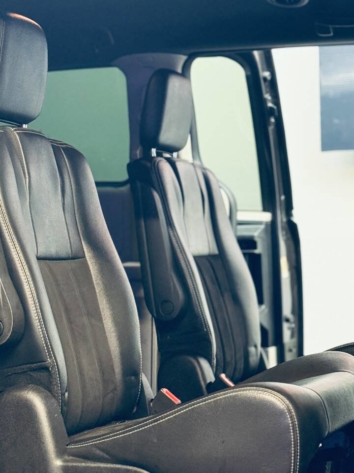 Used 2019 Dodge Grand Caravan GT FWD image 8