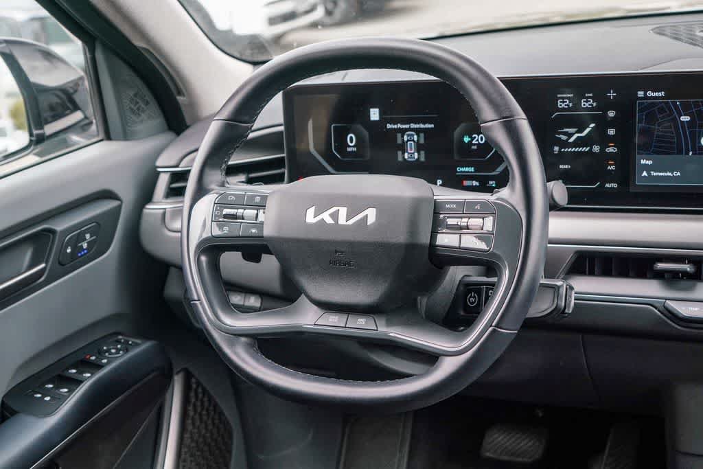 Certified 2024 Kia EV9 Wind AWD/4WD image 14