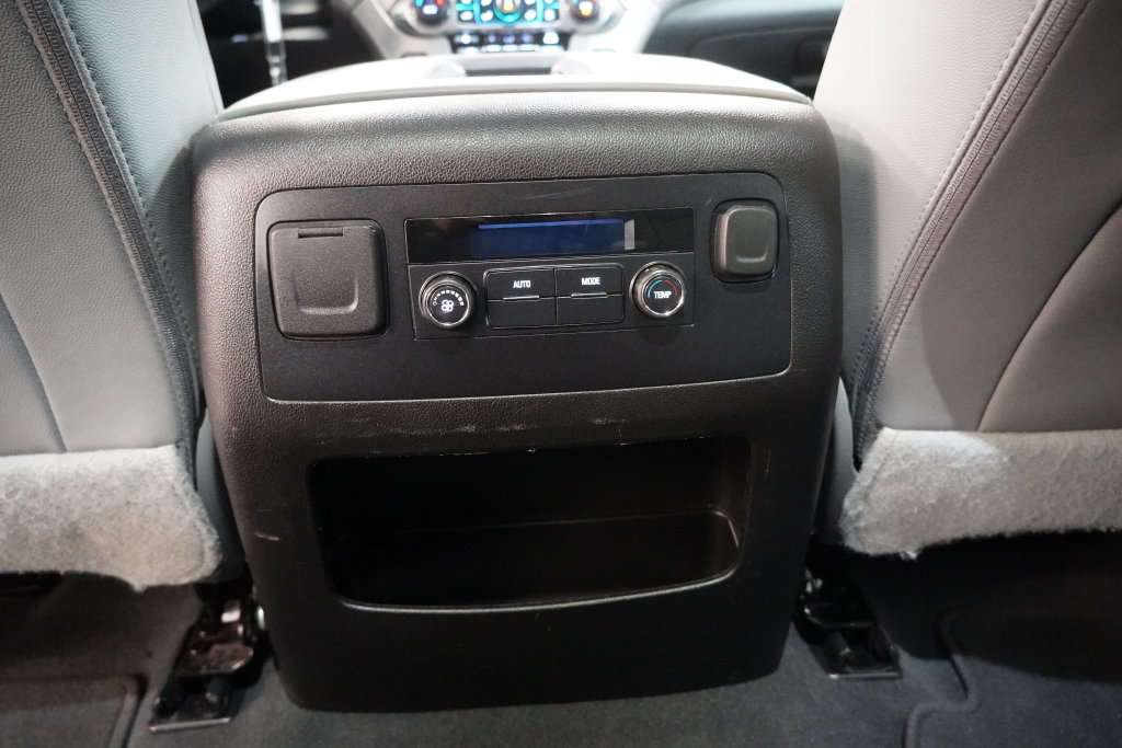 Used 2020 Chevrolet Tahoe LT AWD/4WD image 33