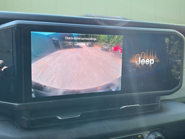 Used 2024 Jeep Wrangler Sport S image 19
