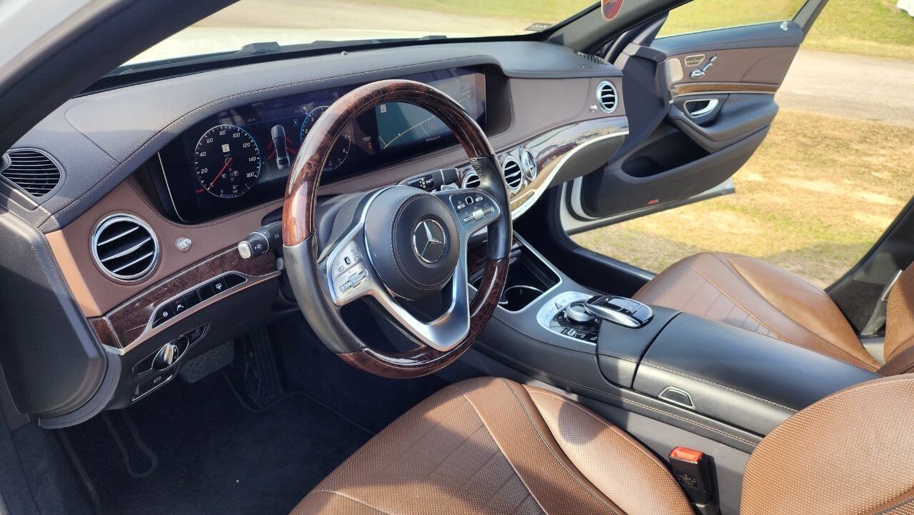 Used 2018 Mercedes-Benz S 560 Sedan image 42
