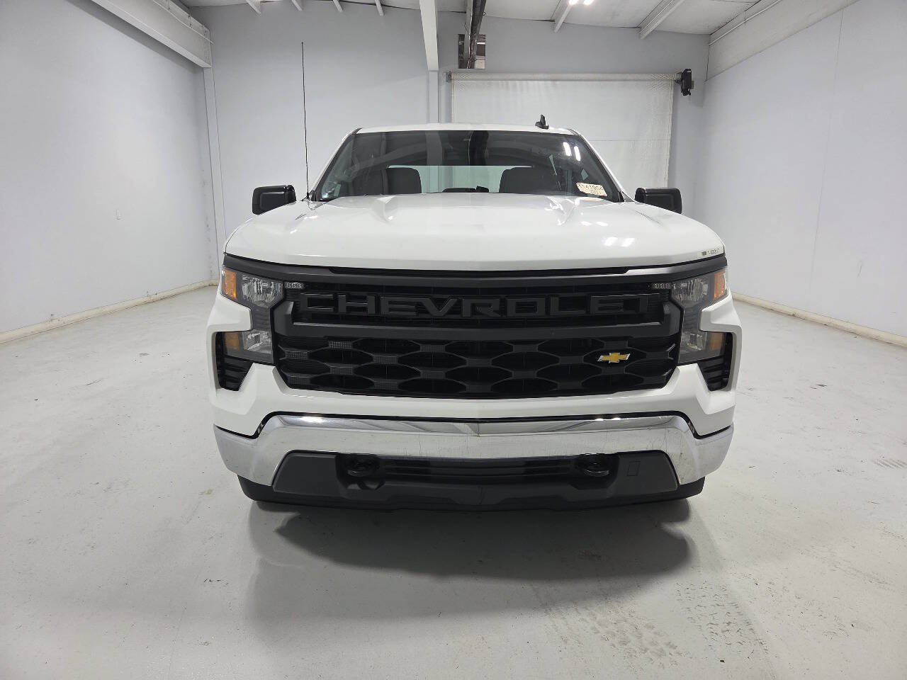Used 2022 Chevrolet Silverado 1500 W/T w/ Trailering Package AWD/4WD image 4