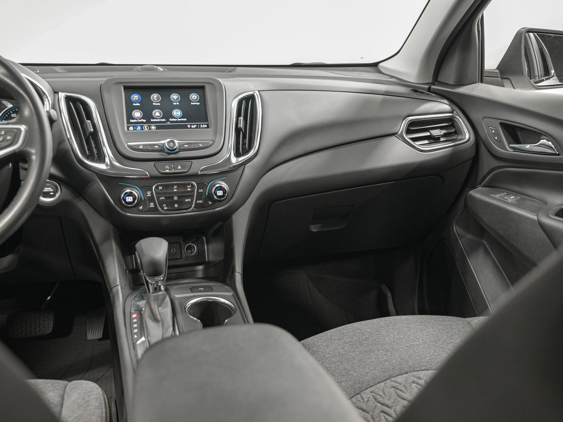 Used 2024 Chevrolet Equinox LT AWD/4WD image 26