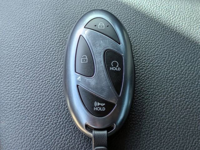 Used 2025 Hyundai Elantra Sport image 26