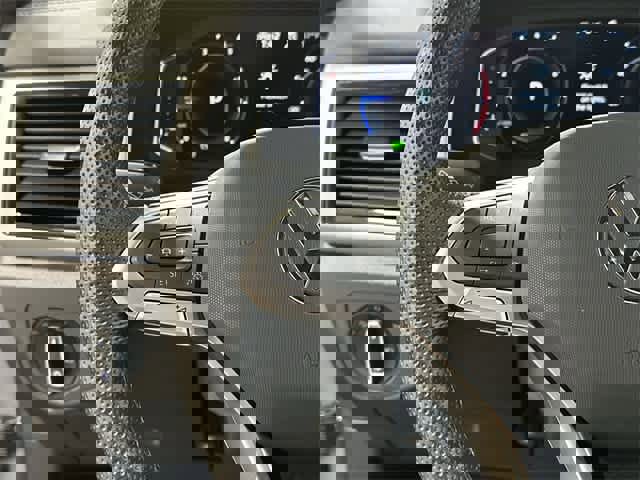 Certified 2023 Volkswagen Atlas Cross Sport SEL R-Line image 9