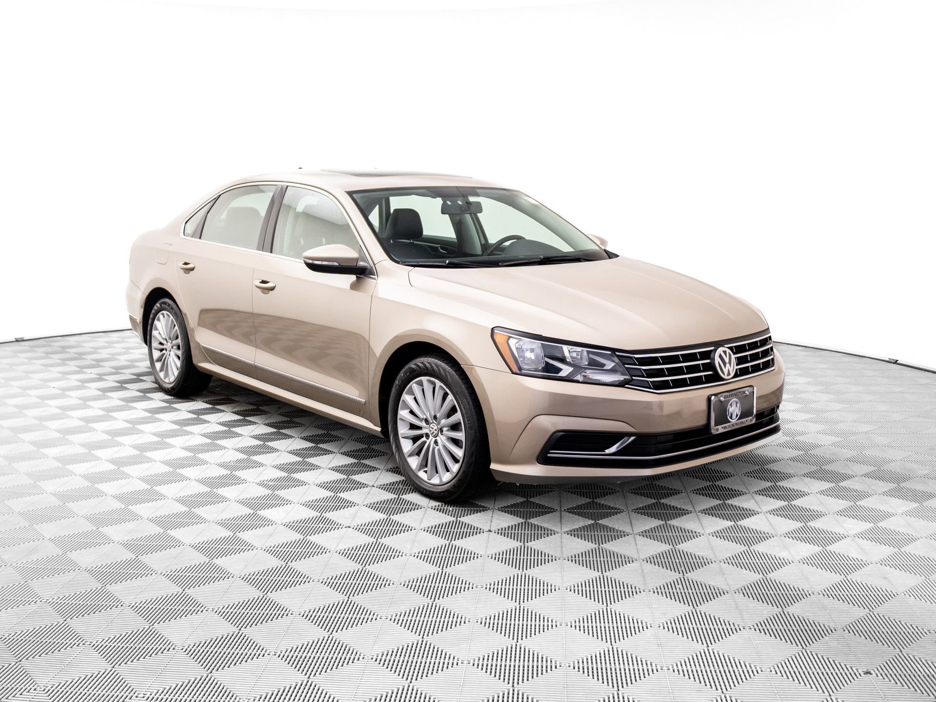 Used 2016 Volkswagen Passat 1.8T SE image 7