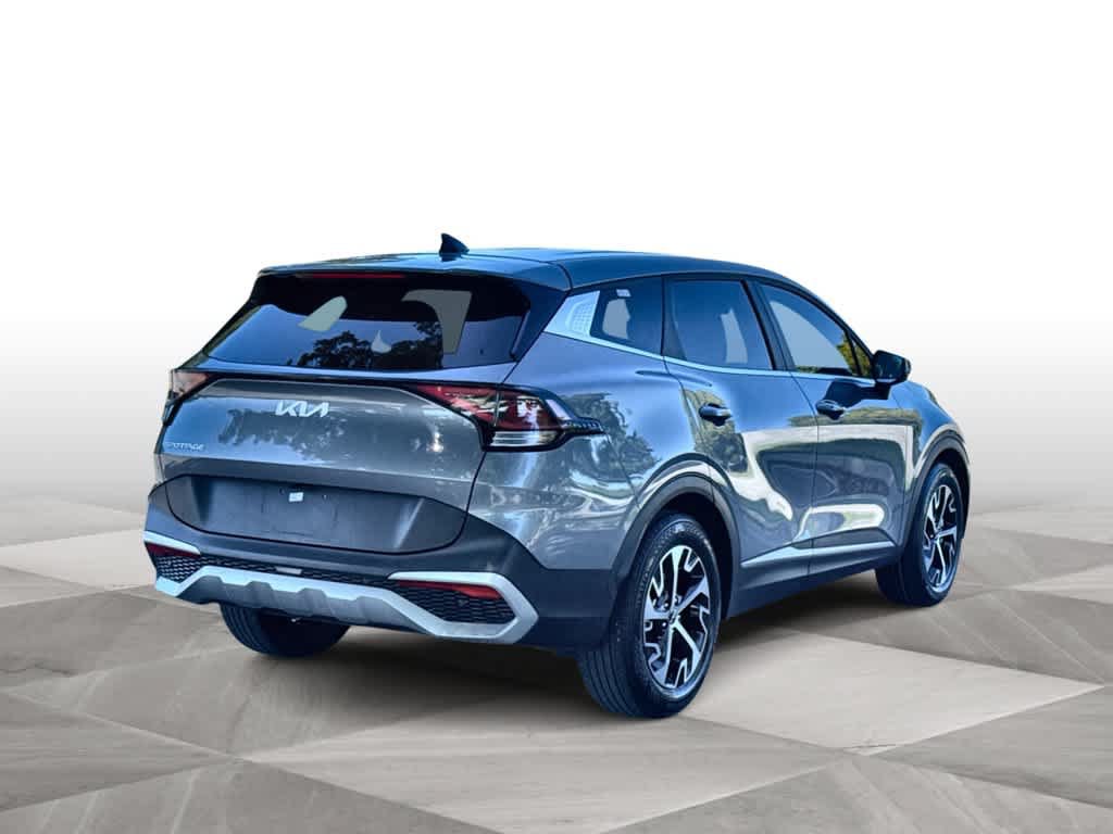Used 2024 Kia Sportage EX FWD image 8