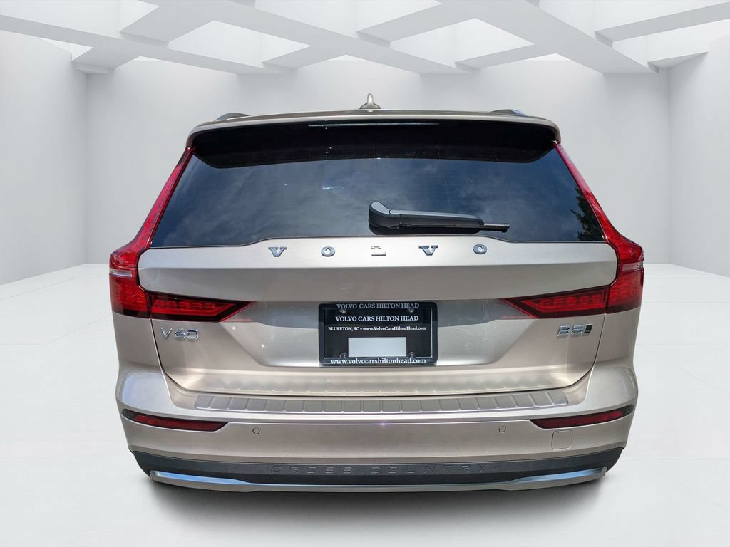 New 2026 Volvo V60 B5 Cross Country Plus w/ Protection Package Premier AWD/4WD image 4