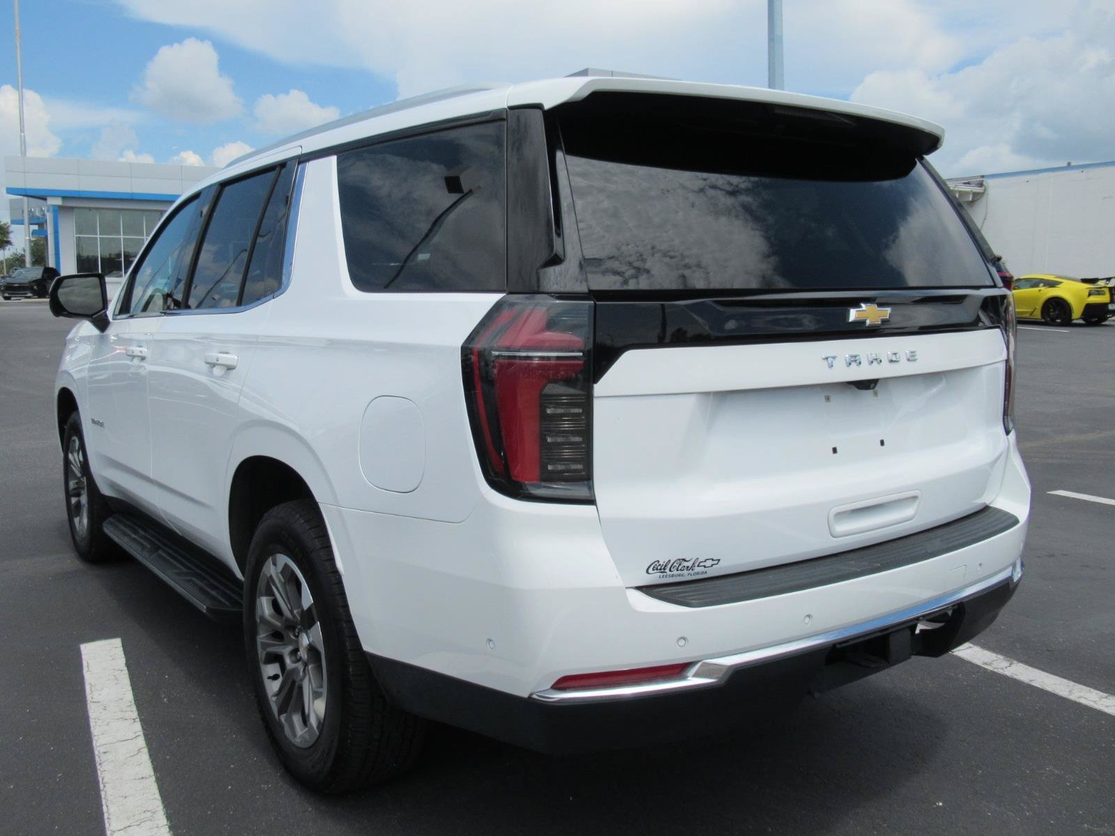 Certified 2025 Chevrolet Tahoe LS AWD/4WD image 7