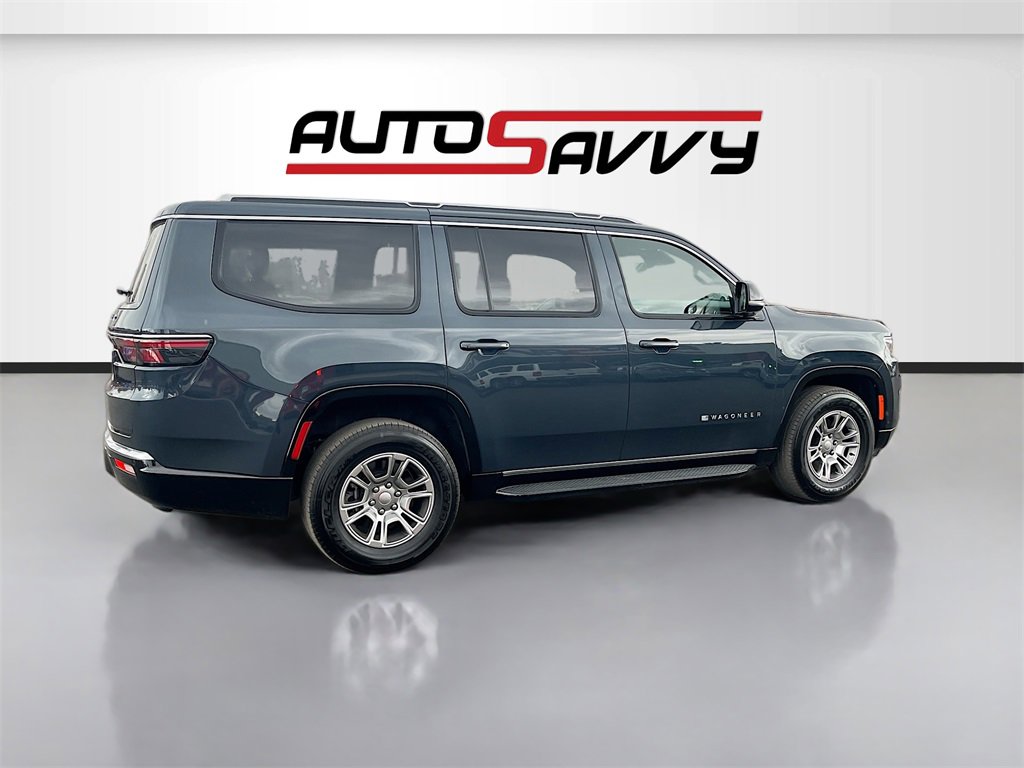 Used 2024 Jeep Wagoneer 4WD image 7