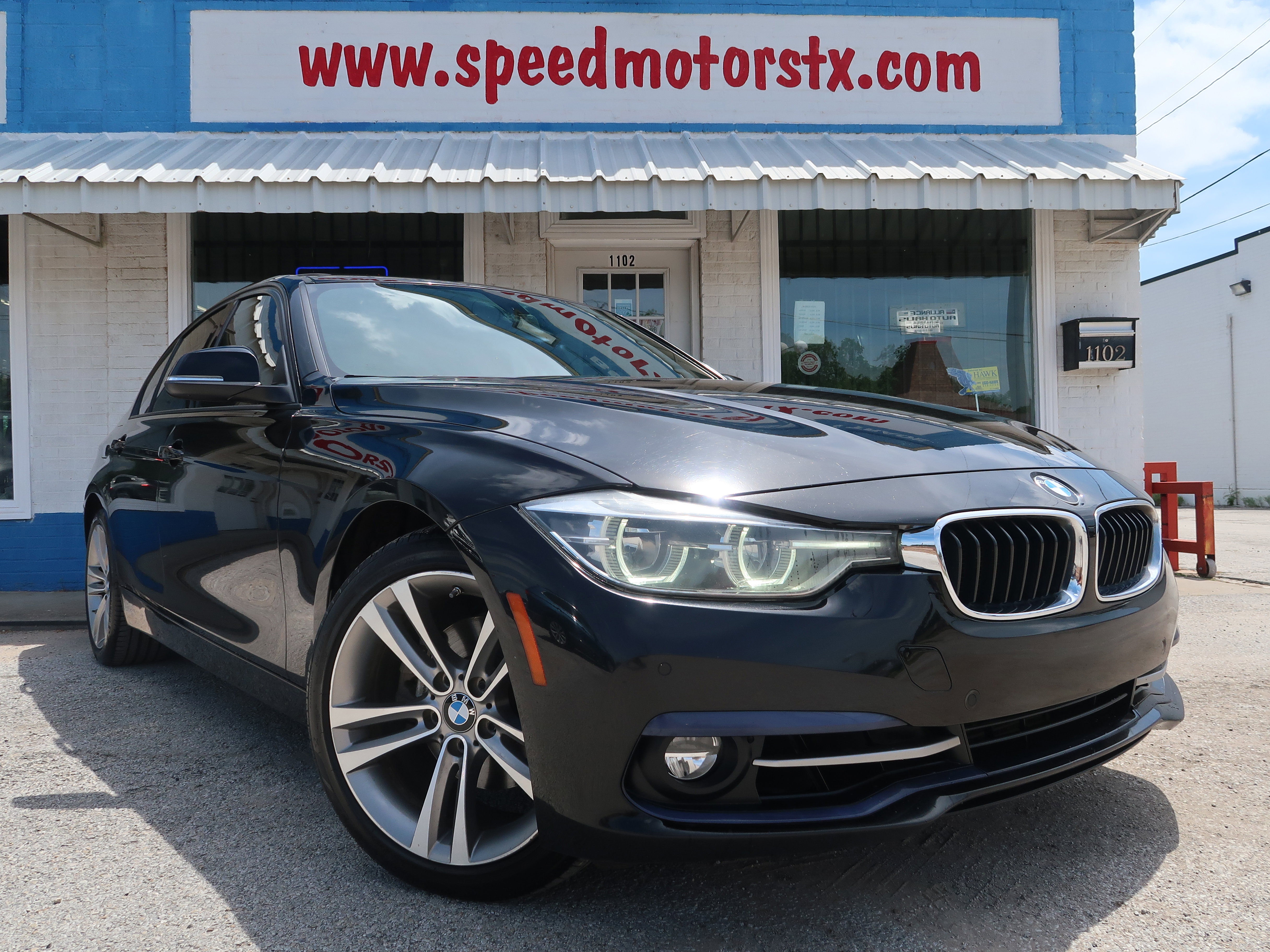 Used 2016 BMW 328i Sedan RWD image 2