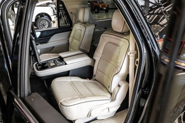 Used 2020 Lincoln Navigator L Black Label image 34
