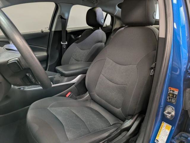 Used 2018 Chevrolet Volt LT image 9