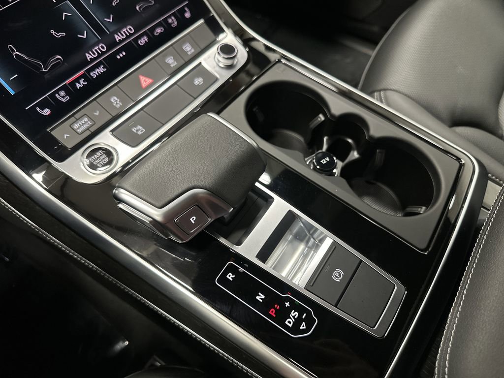 Used 2025 Audi Q7 3.0T Premium Plus image 24