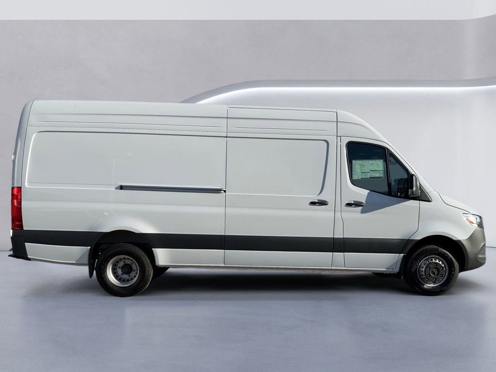 New 2025 Mercedes-Benz Sprinter 3500 image 3