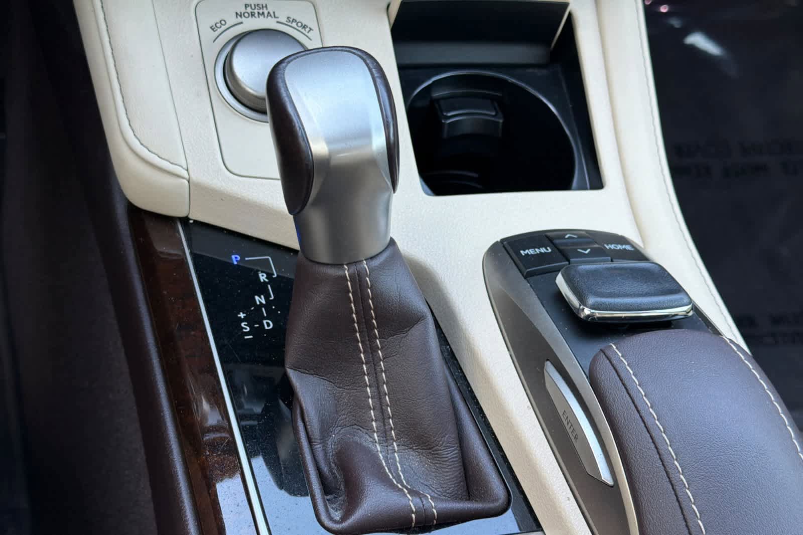 Used 2016 Lexus ES 350 w/ Luxury Package w/Wood Trim FWD image 23