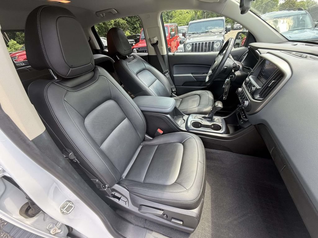 Used 2019 Chevrolet Colorado Z71 AWD/4WD image 9
