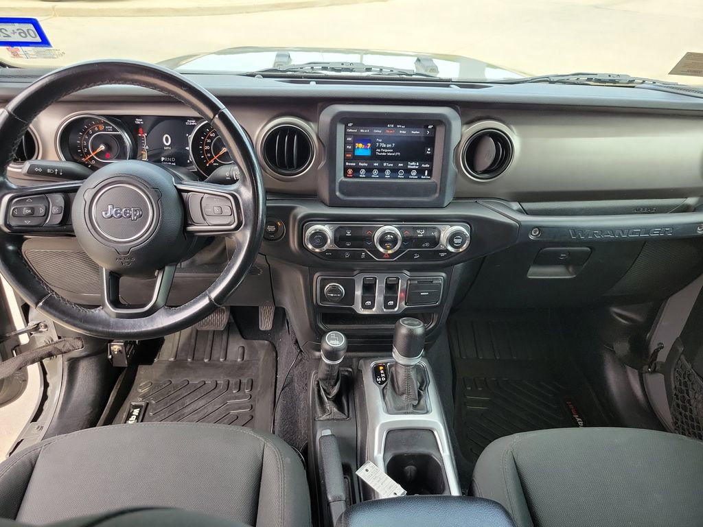 Used 2020 Jeep Wrangler Sport AWD/4WD image 6