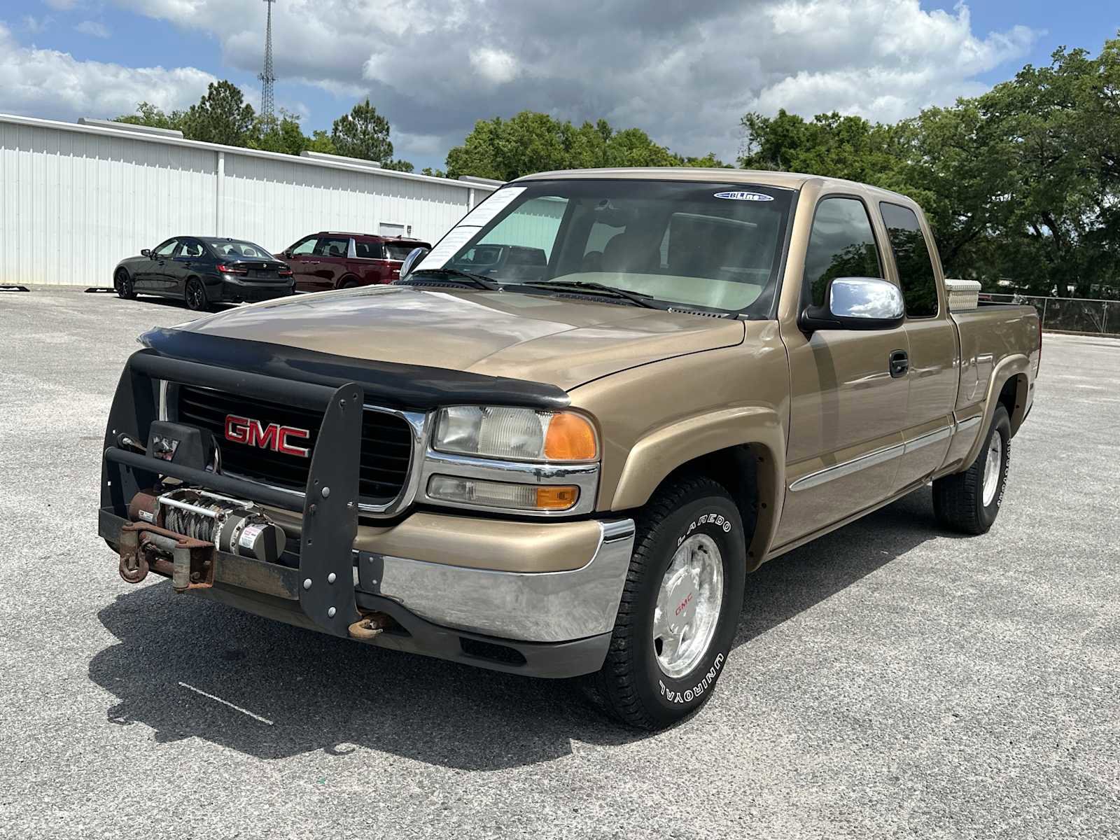 Used 2001 GMC Sierra 1500 SLE w/ Convenience Plus Group AWD/4WD image 5