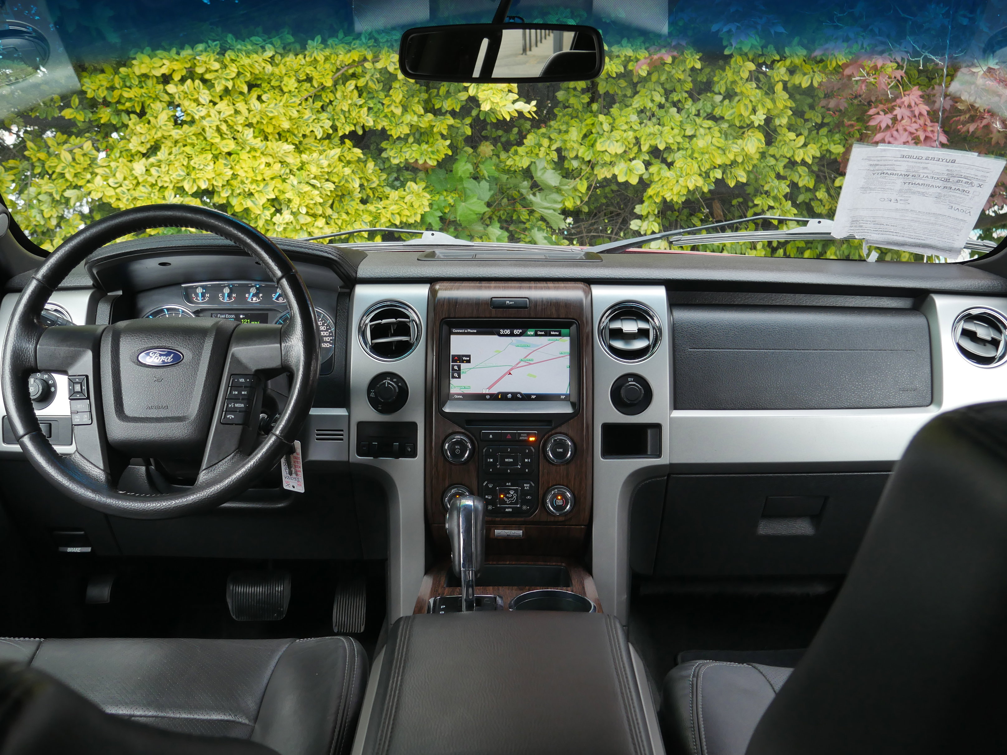 Used 2014 Ford F150 Lariat w/ Equipment Group 502A Luxury AWD/4WD image 12