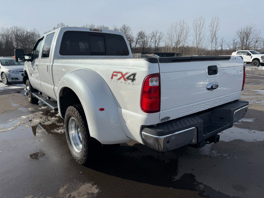 Used 2015 Ford F350 Lariat w/ Lariat Ultimate Package image 3