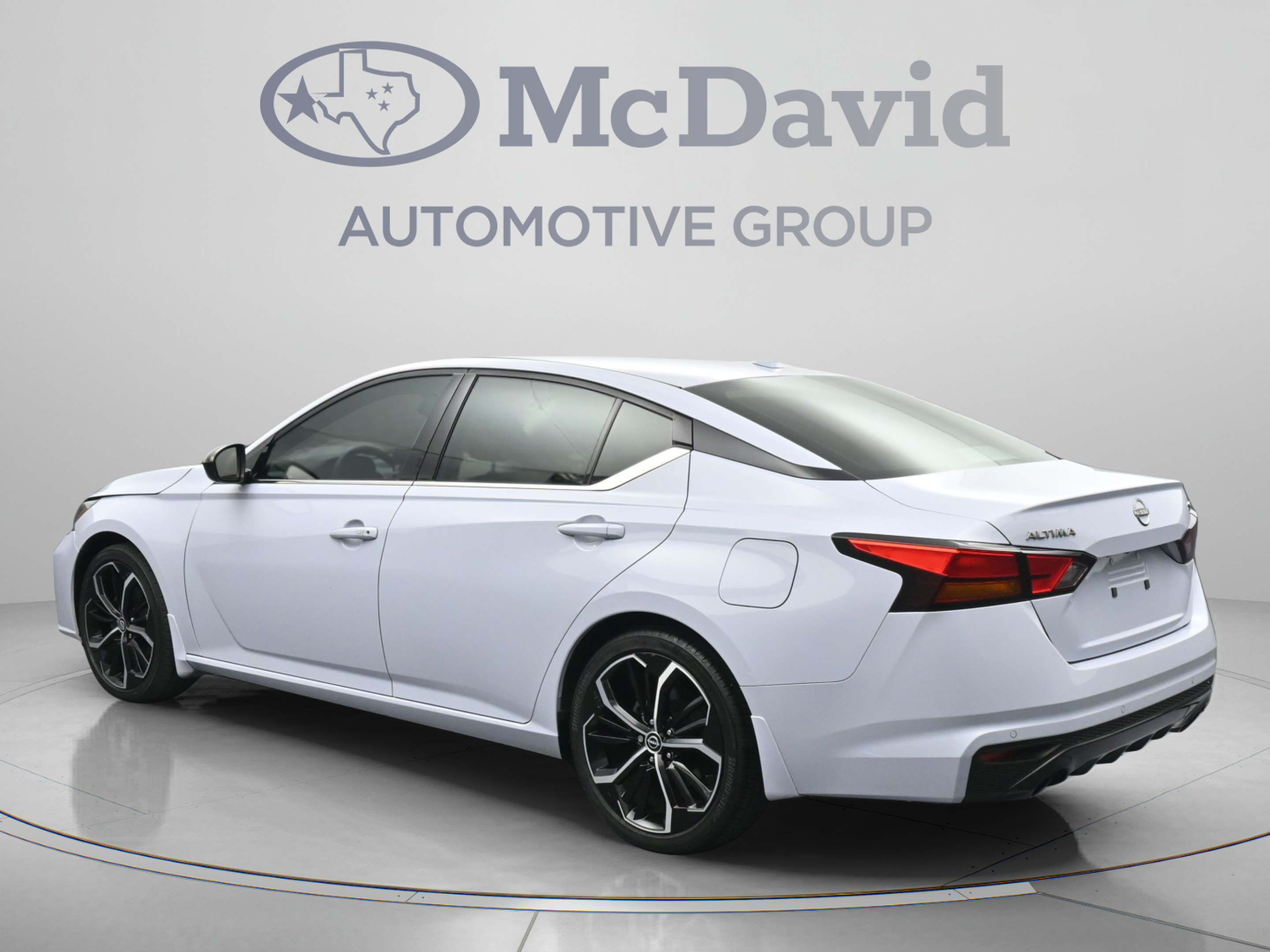 Used 2024 Nissan Altima 2.5 SR w/ SR Premium Package FWD image 6