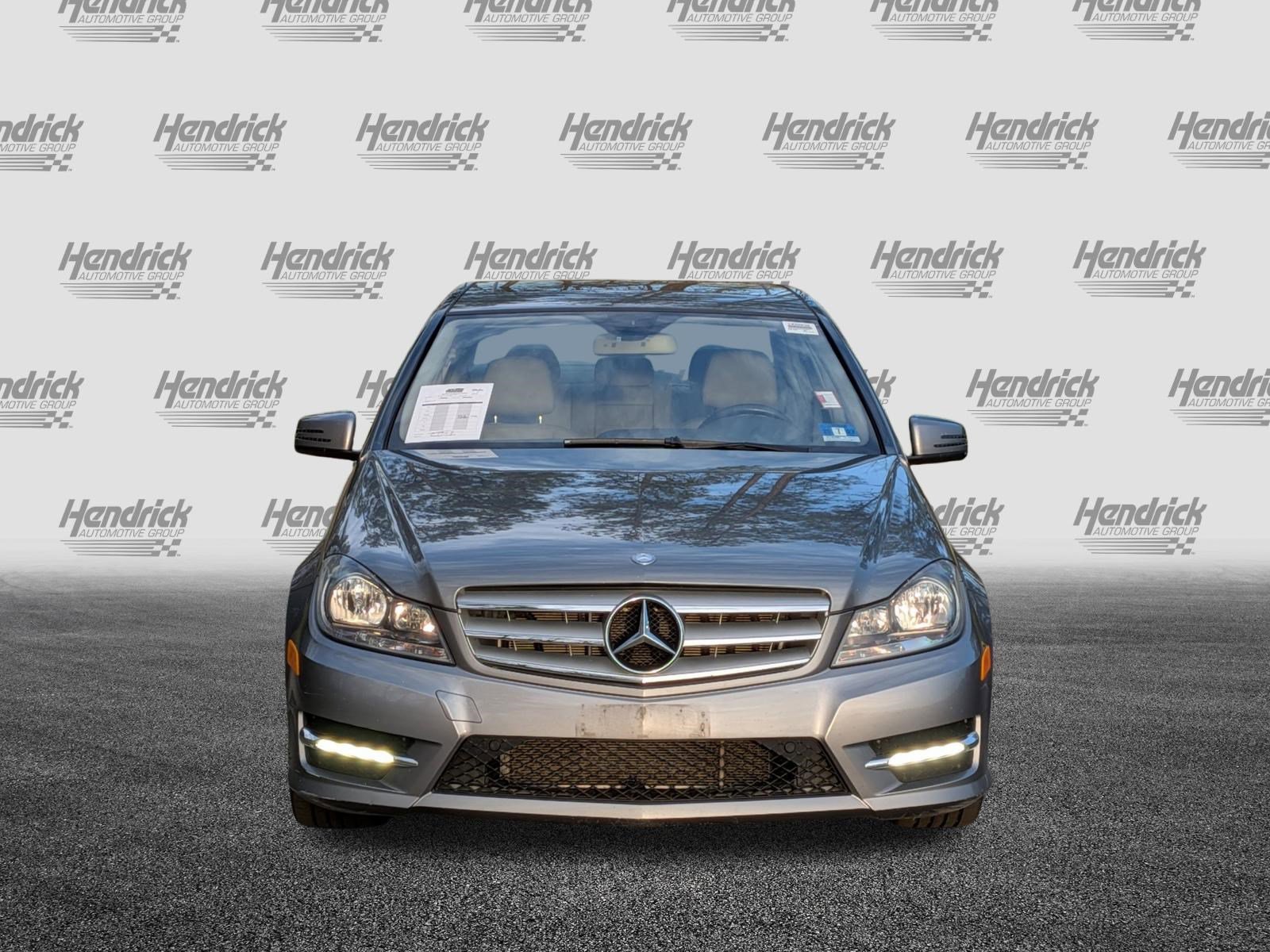 Used 2012 Mercedes-Benz C 300 4MATIC Sedan image 3