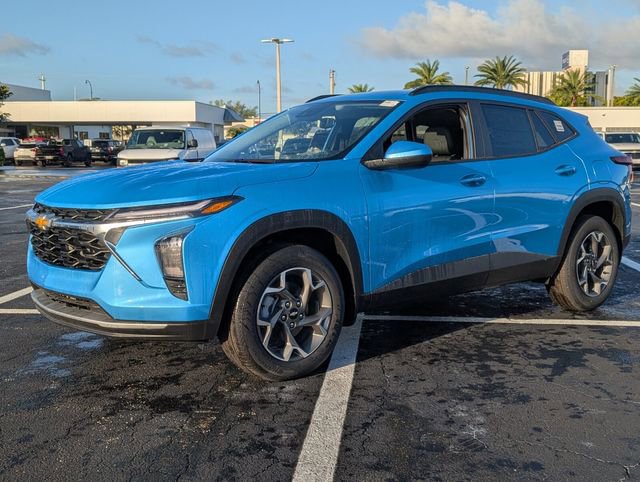New 2025 Chevrolet Trax LT w/ Driver Confidence Package image 3