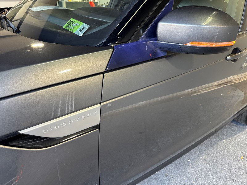 Used 2017 Land Rover Discovery HSE image 93