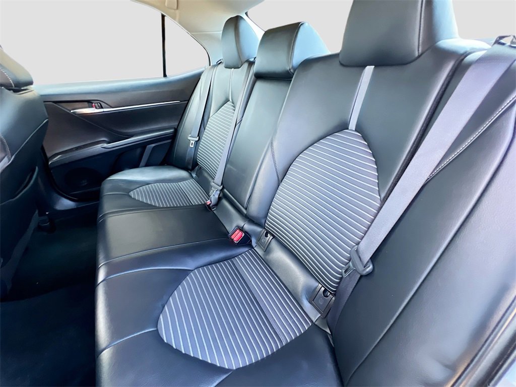 Used 2023 Toyota Camry SE image 22