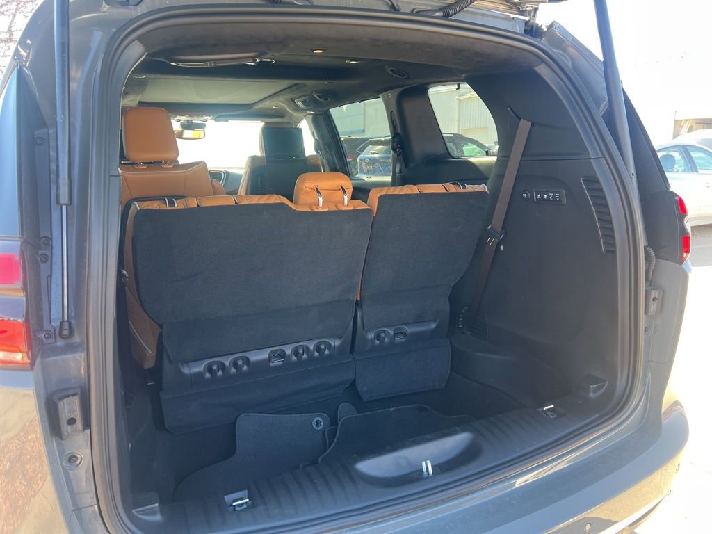 Used 2023 Chrysler Pacifica Pinnacle w/ Trailer Tow Group image 10