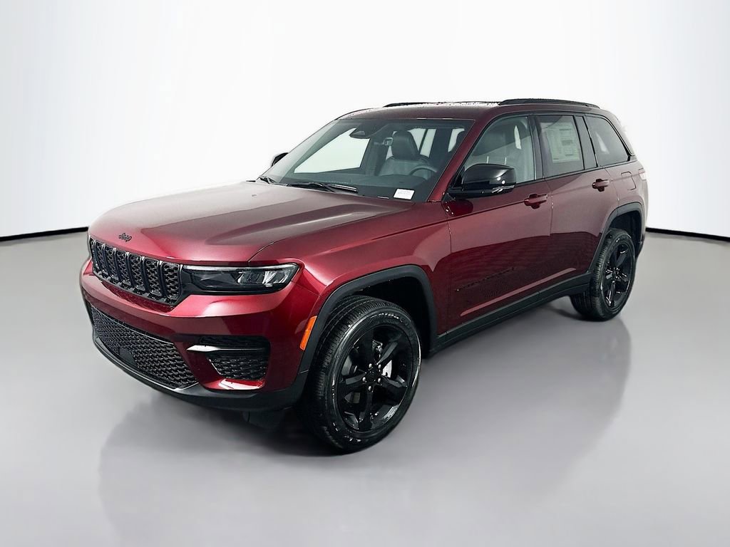 New 2025 Jeep Grand Cherokee Altitude image 3