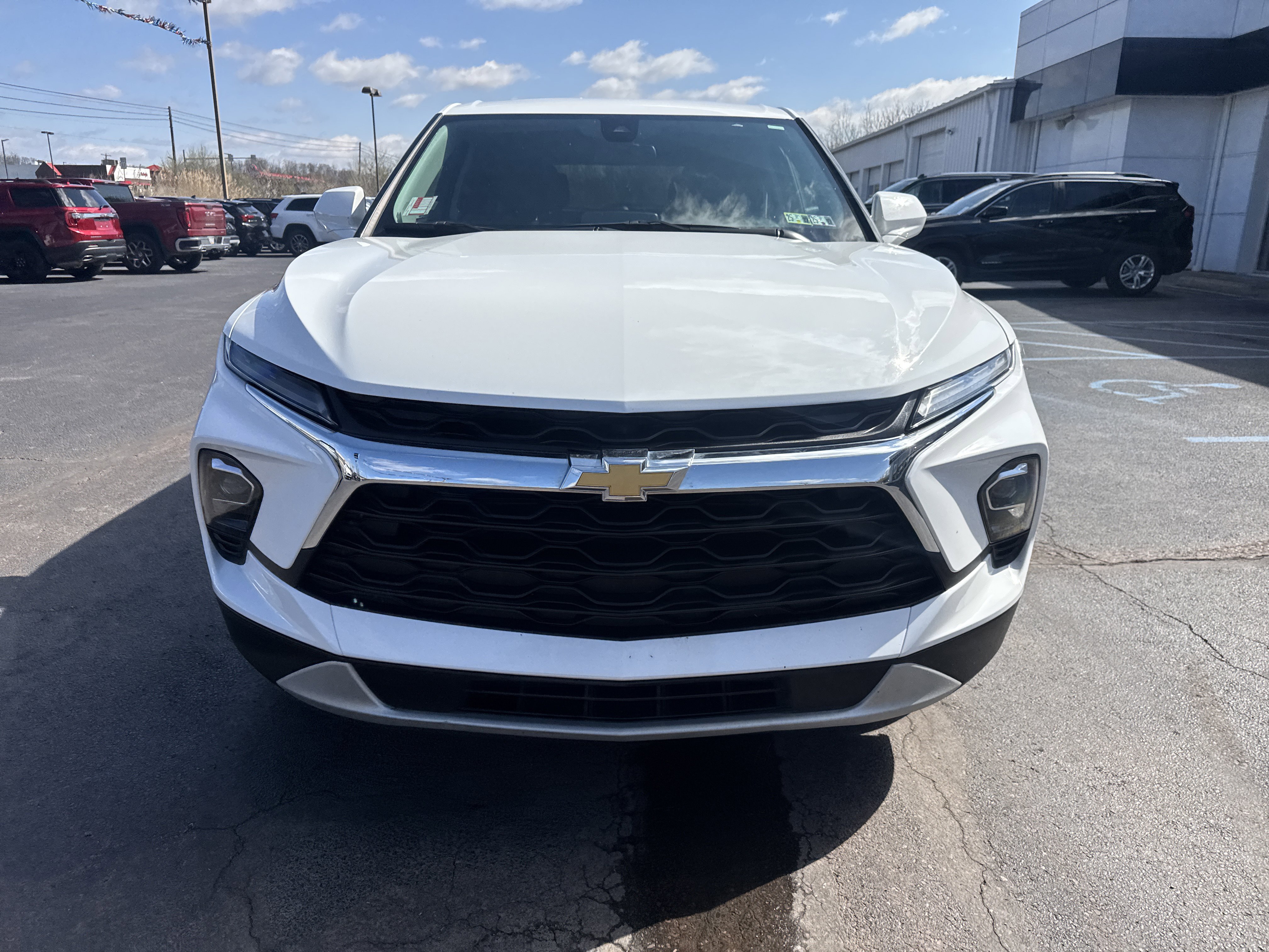 Used 2025 Chevrolet Blazer LT AWD/4WD image 9