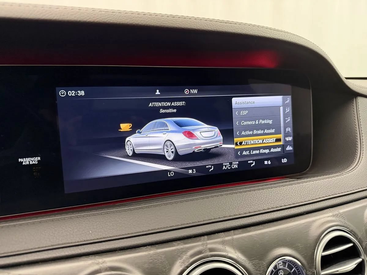 Used 2018 Mercedes-Benz S 560 4MATIC Sedan image 25