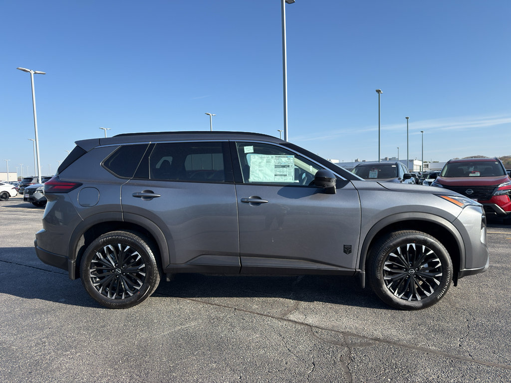 New 2026 Nissan Rogue SV AWD/4WD image 4