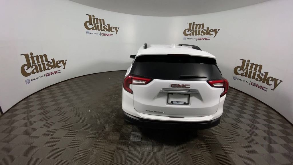 Certified 2023 GMC Terrain SLE w/ Driver Convenience Package image 7