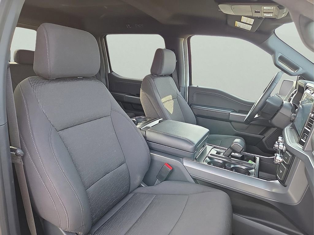 New 2025 Ford F150 XLT w/ Equipment Group 302A MID image 10