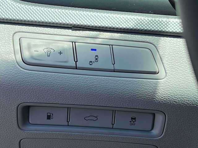 Used 2018 Hyundai Sonata SEL FWD image 23