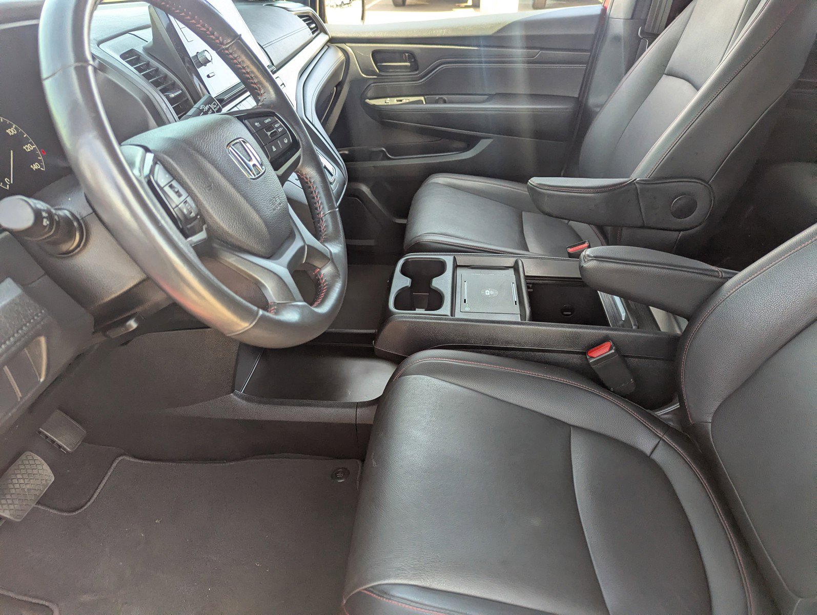 Used 2025 Honda Odyssey Sport-L image 27