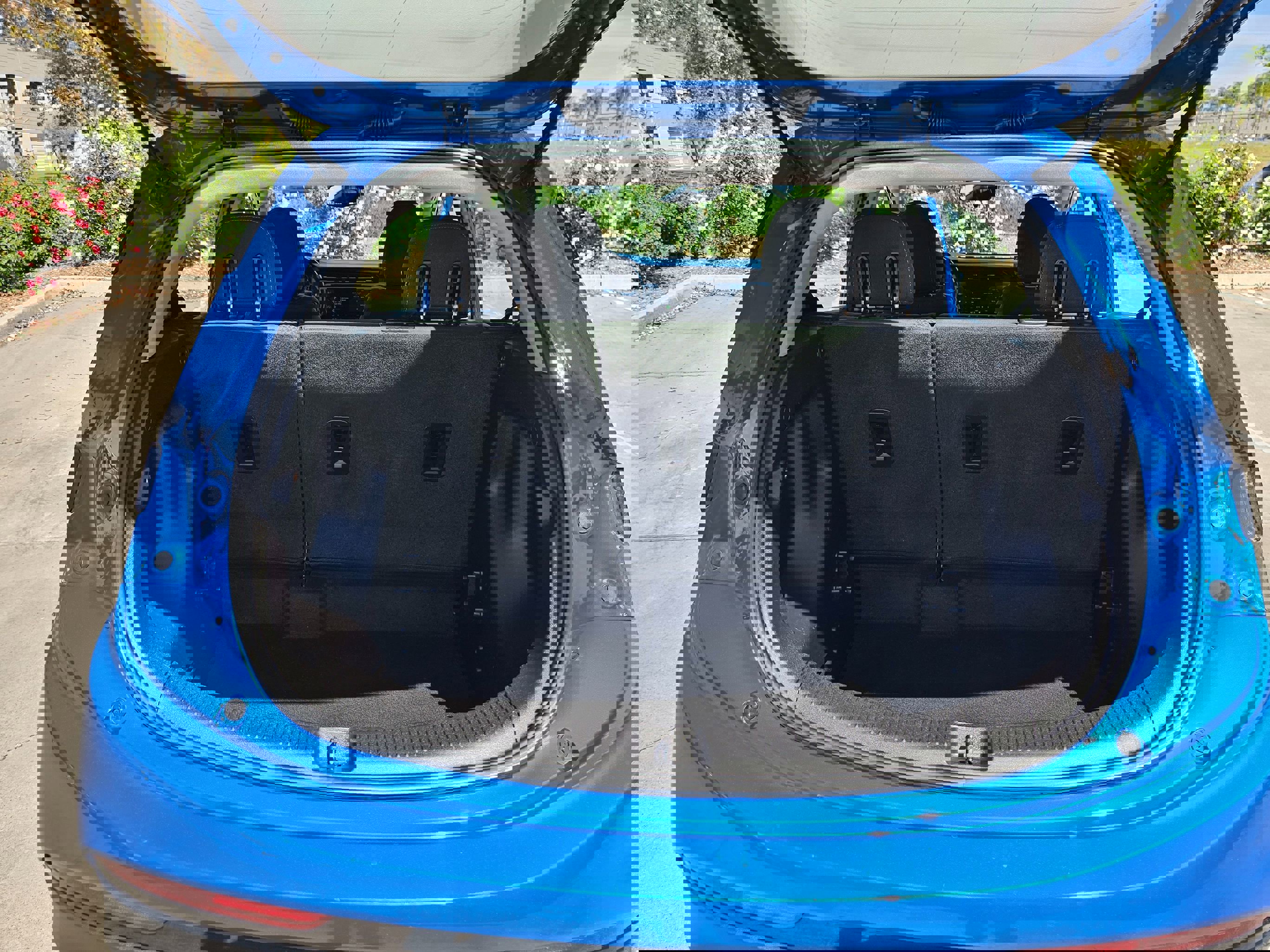 Used 2023 Chevrolet Bolt LT image 25