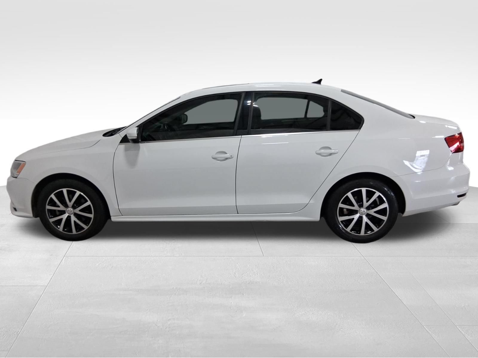 Used 2015 Volkswagen Jetta SE FWD image 8