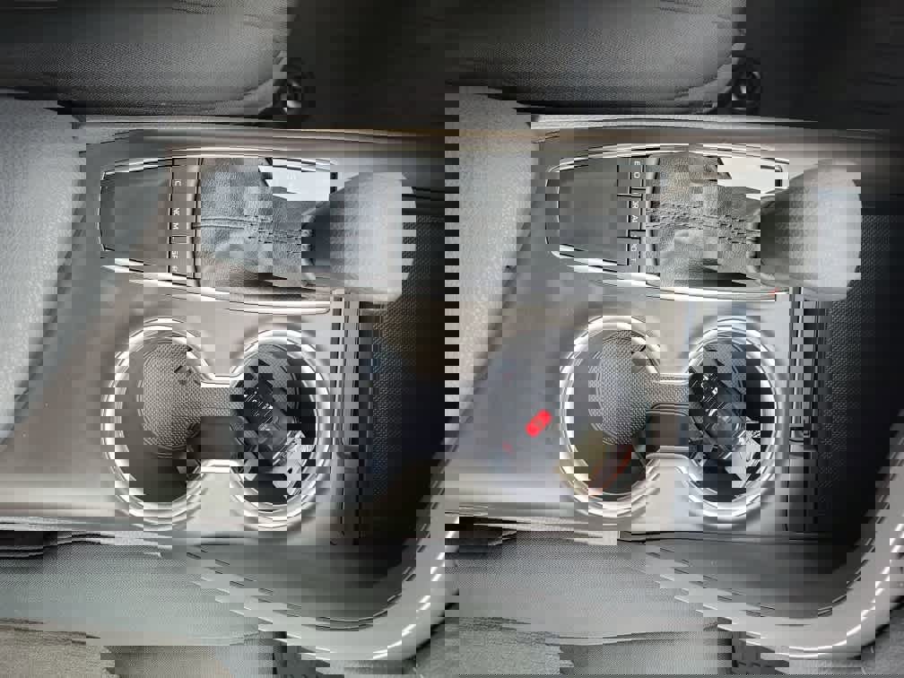 Used 2022 Toyota Camry LE w/ Convenience Package image 17