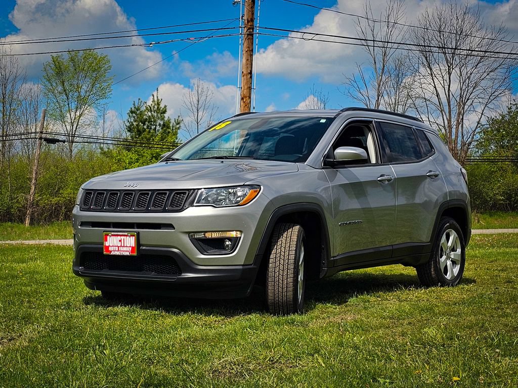 Used 2018 Jeep Compass Latitude w/ Popular Equipment Group AWD/4WD image 7