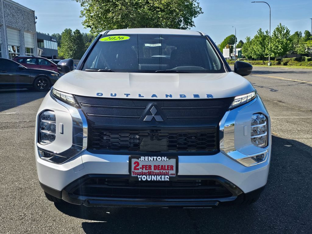 New 2026 Mitsubishi Outlander LE AWD/4WD image 2