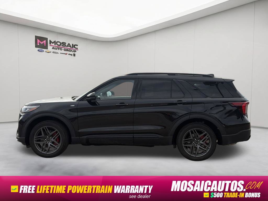 New 2026 Ford Explorer ST-Line w/ ST-Line Street Pack AWD/4WD image 5