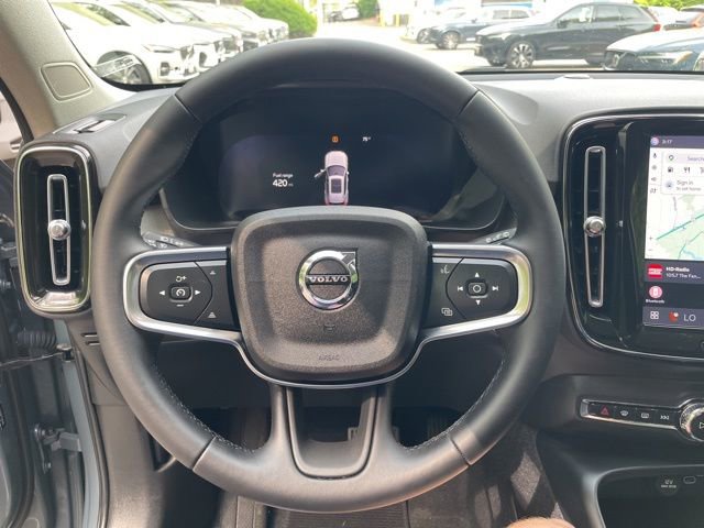 Certified 2023 Volvo XC40 B5 Plus w/ Climate Package AWD/4WD image 14