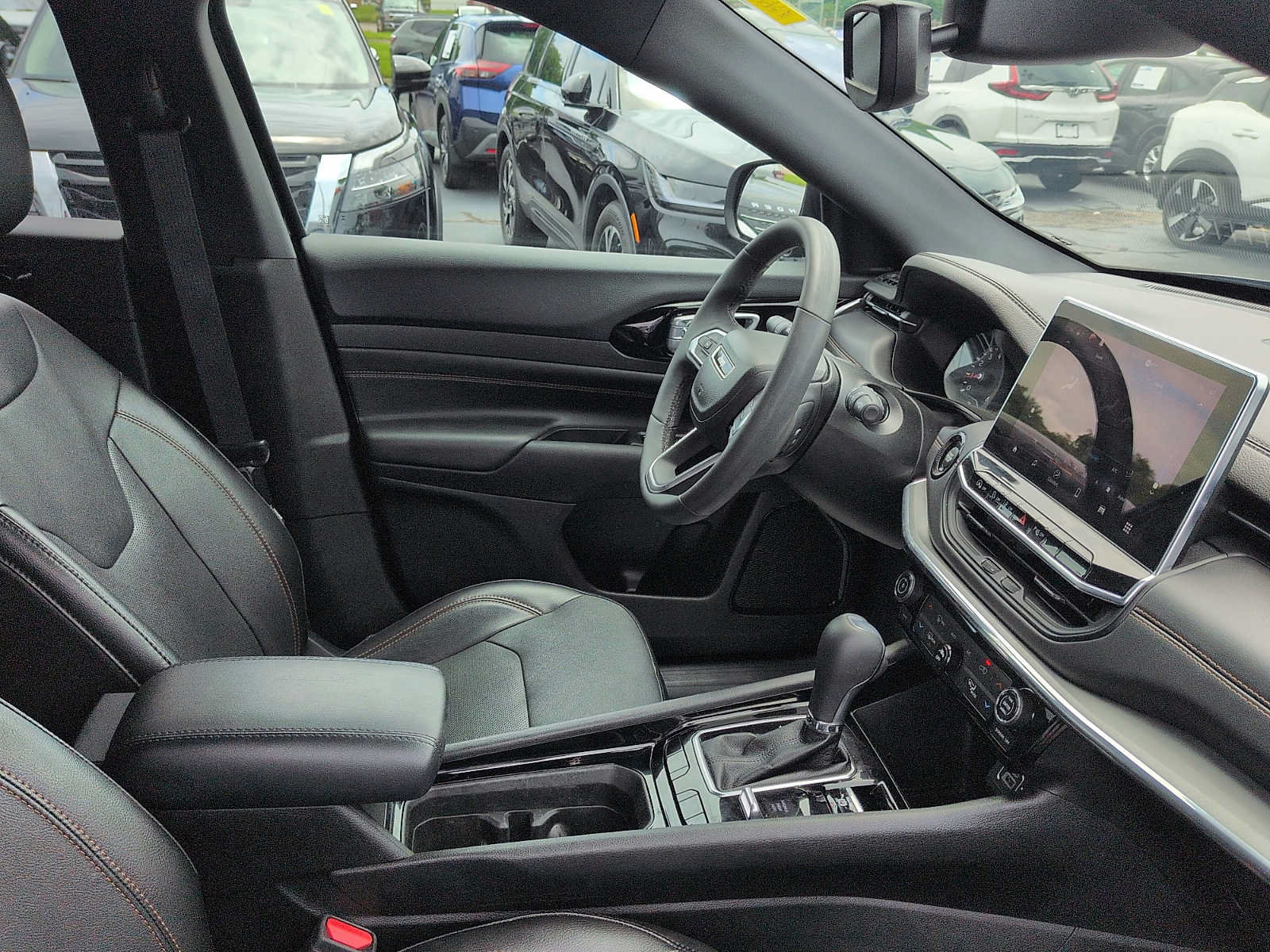Used 2023 Jeep Compass Limited AWD/4WD image 10