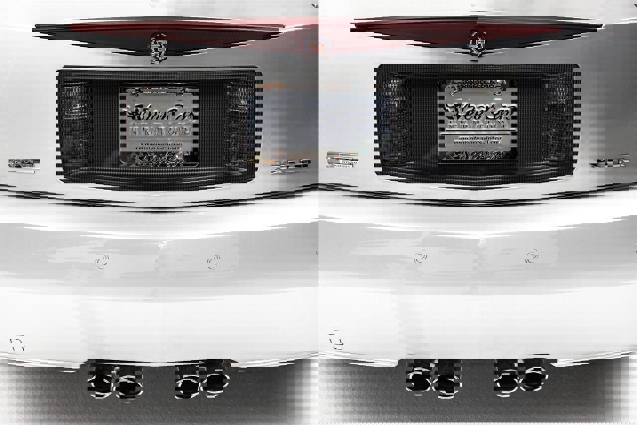 Used 2005 Cadillac XLR image 22