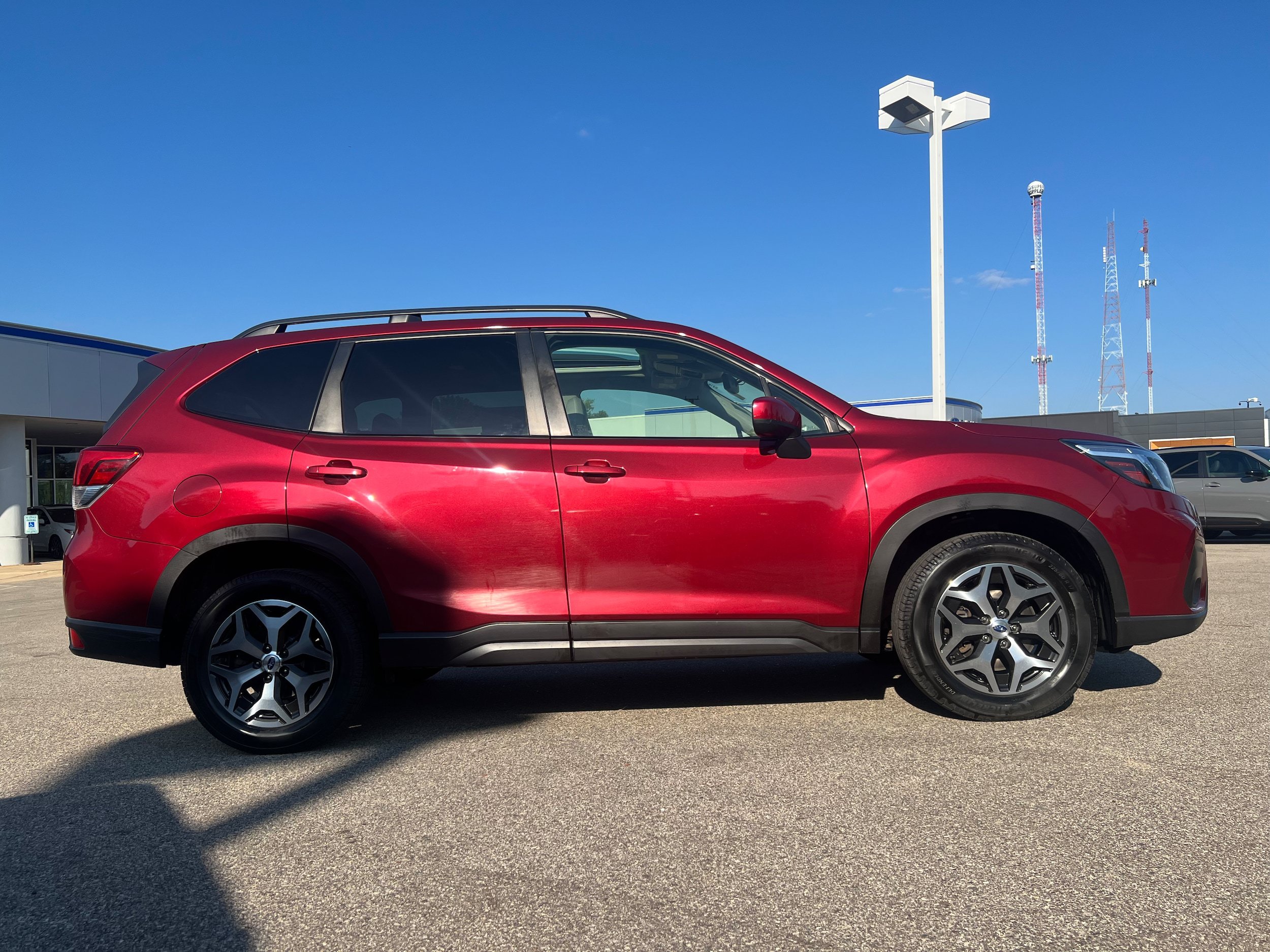 Used 2020 Subaru Forester Premium w/ Popular Package #1 AWD/4WD image 8