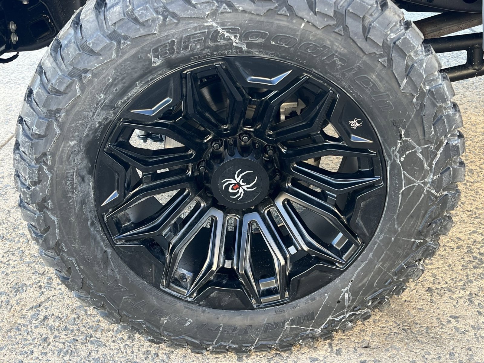 New 2026 Ford F250 Lariat w/ Black Appearance Package image 12